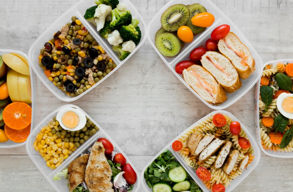 7 Delicious Meals: Ultimate Guide to Eating Well on the Go