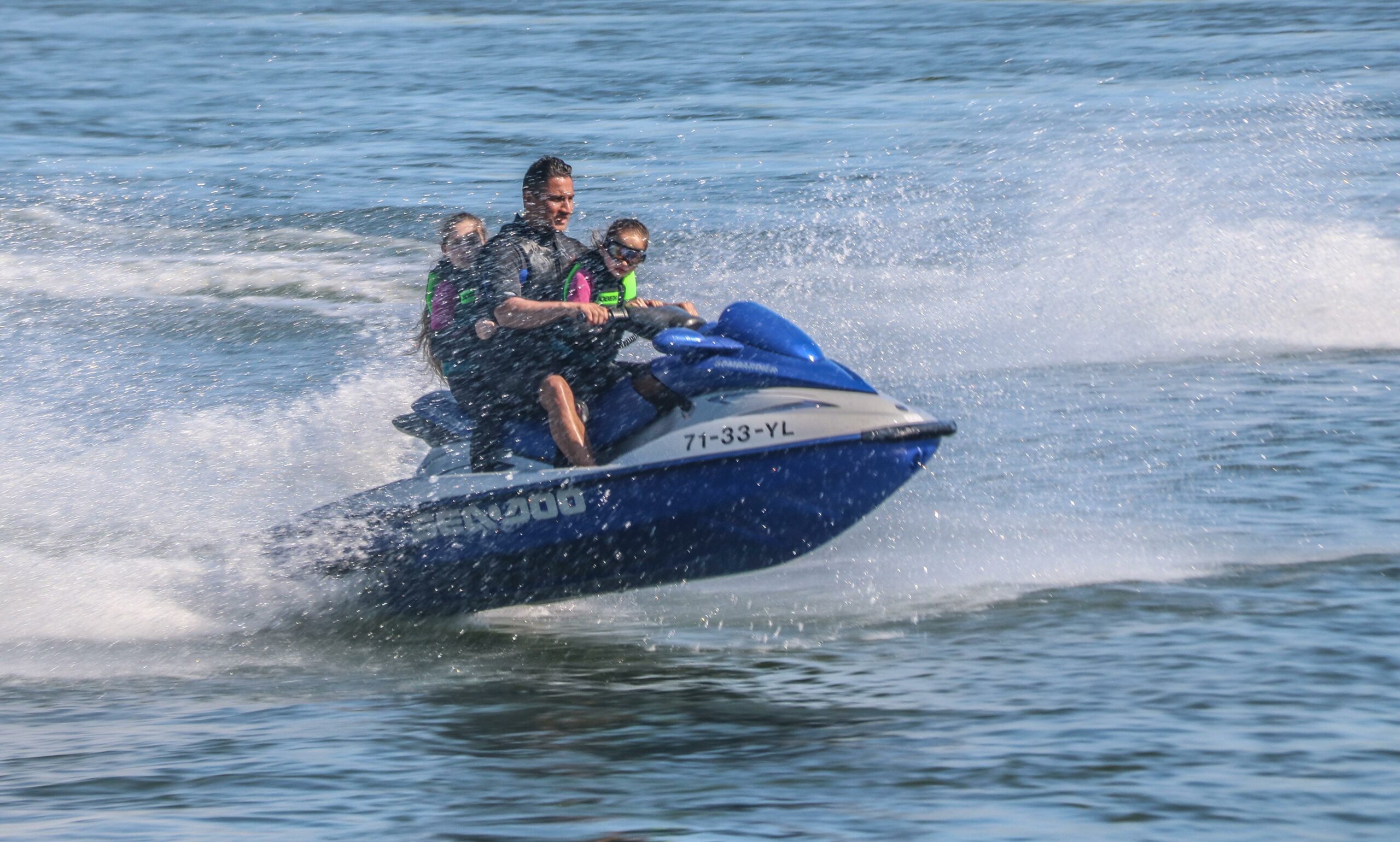 Mastering the Art of Jet Ski Riding: Top Tips and Tricks for Ultimate Thrill-Seekers